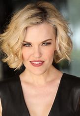 Kari Wahlgren